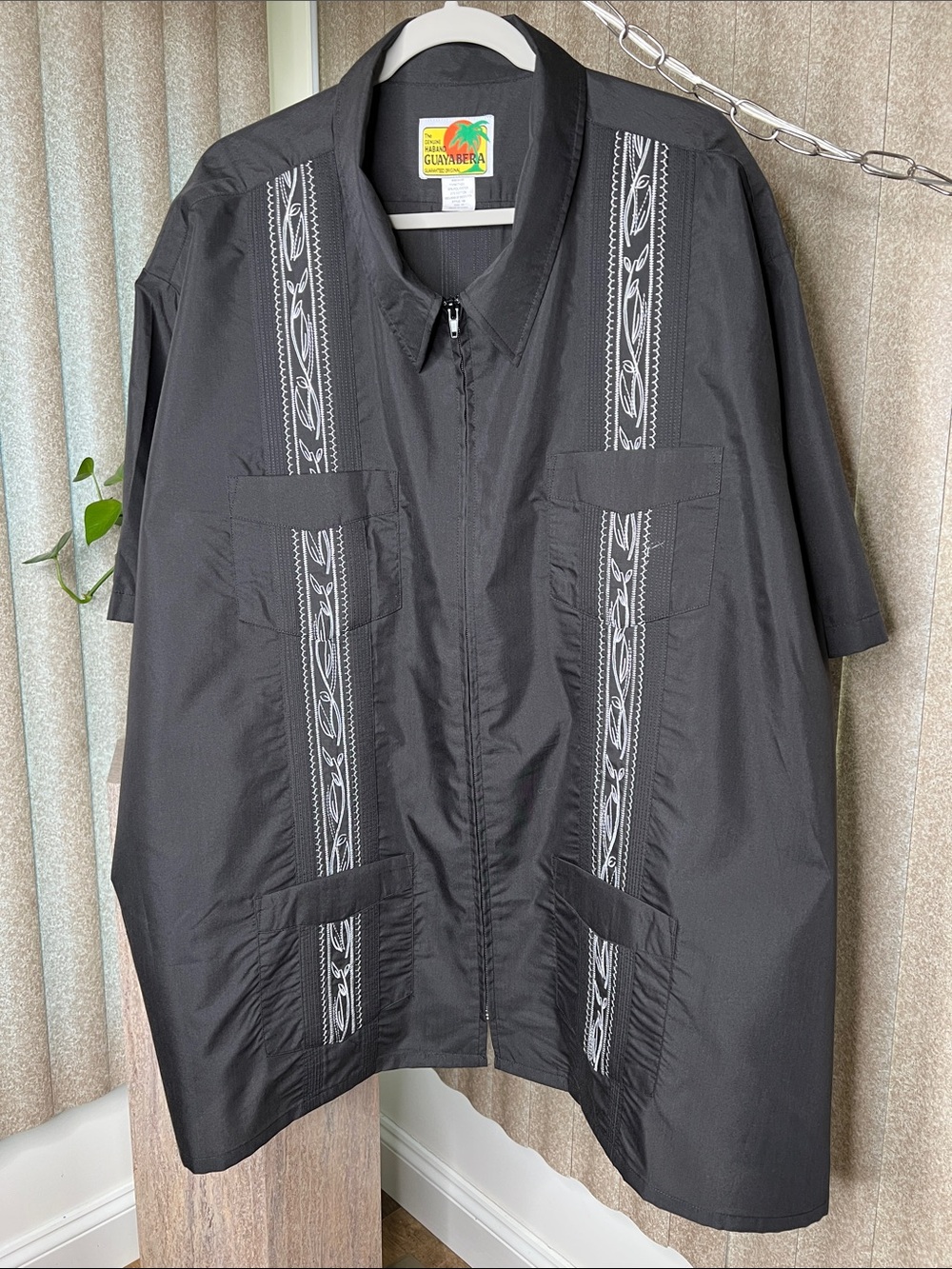 The Original Habana Guayaberaa Short-Sleeve Black Zip Jacket S-5X